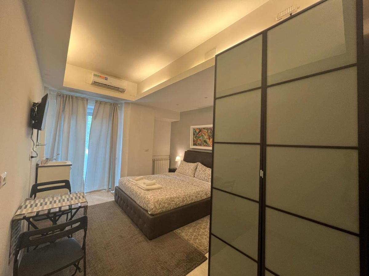 Gasthuis Appia Avenue 639 Rome